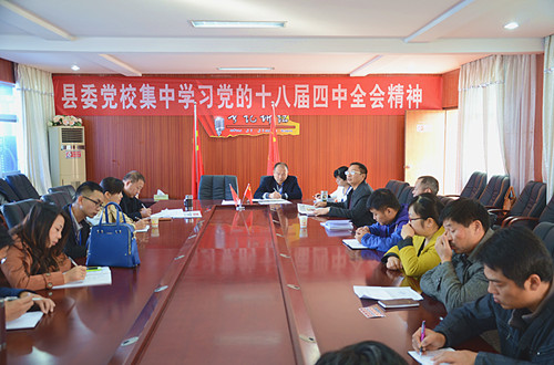 學(xué)習(xí)現(xiàn)場_副本.jpg
